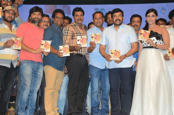 jakkanna audio launch,chiranjeevi,sunil,vamsi krishna akella  మనకున్న బెస్ట్ డాన్సర్స్ లో సునీల్ ఒకడు: చిరు 